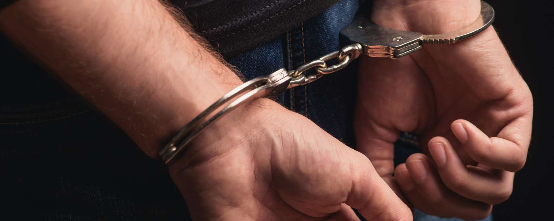 Break Bail, Face Jail